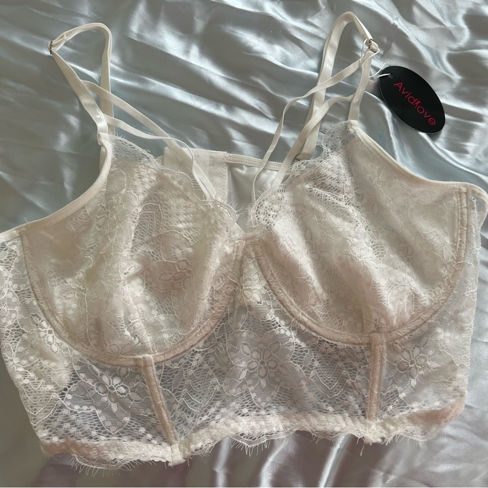 White Lace top- NWT, never worn